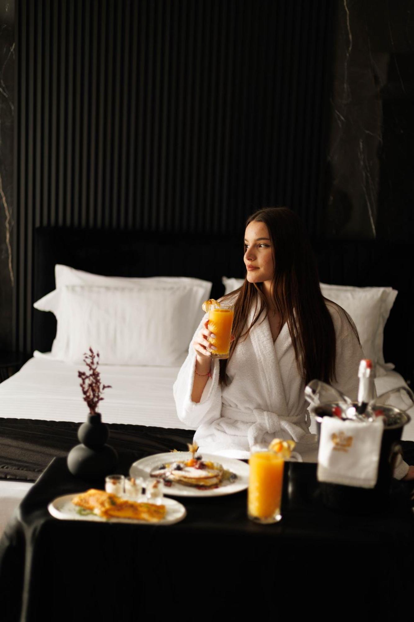 Destiny Hotel & Spa Yzberishti Eksteriør billede