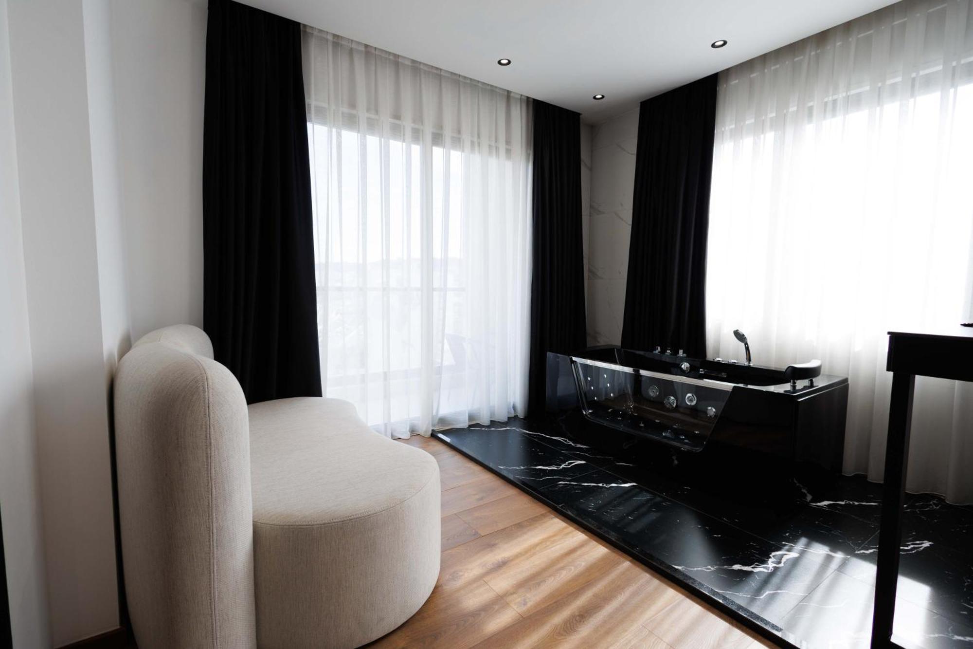 Destiny Hotel & Spa Yzberishti Eksteriør billede